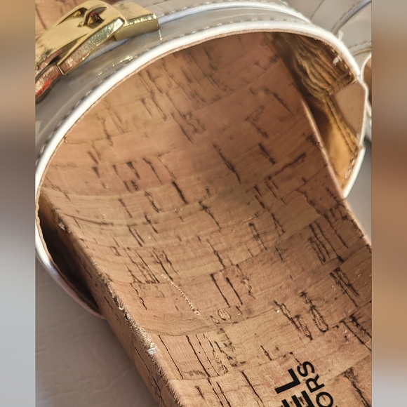 Michael Kors youth sandal - Picture 15 of 16